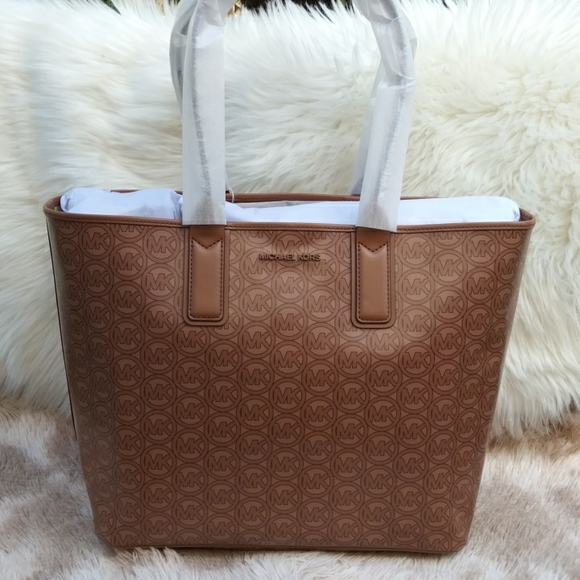 🆕 Michael Kors Tote - Picture 6 of 7